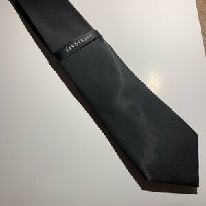 Van Heusen Men’s Black shine tie